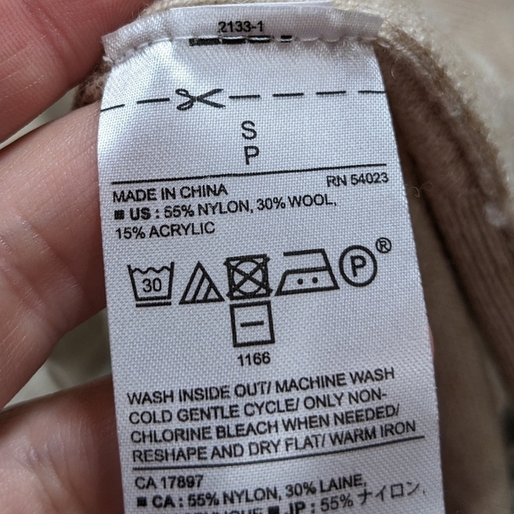 NWT Banana Republic Factory tan long sleeve lightweight wool blend sweater S - Picture 7 of 8